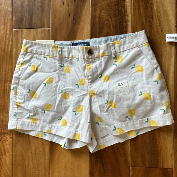 Old Navy Lemon Print Everyday Shorts size 2 NWT - Picture 1 of 4